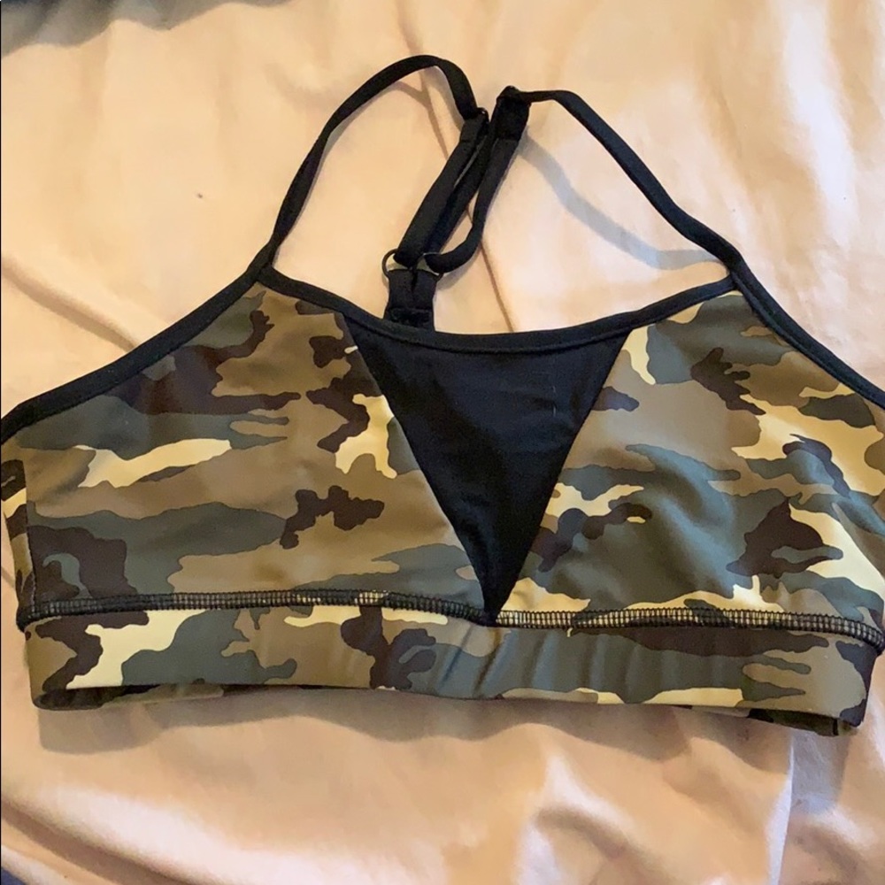Camo sports bra size small
